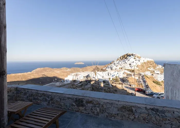 Aelia House Serifos Town